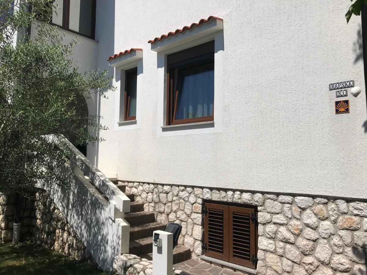 Apartments Zlatko & Mira Dorcic Baška Екстериор снимка