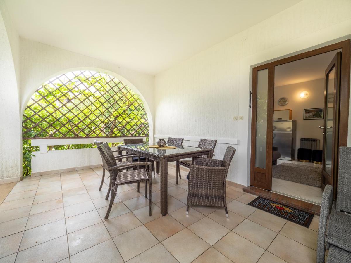 Apartments Zlatko & Mira Dorcic Baška Екстериор снимка